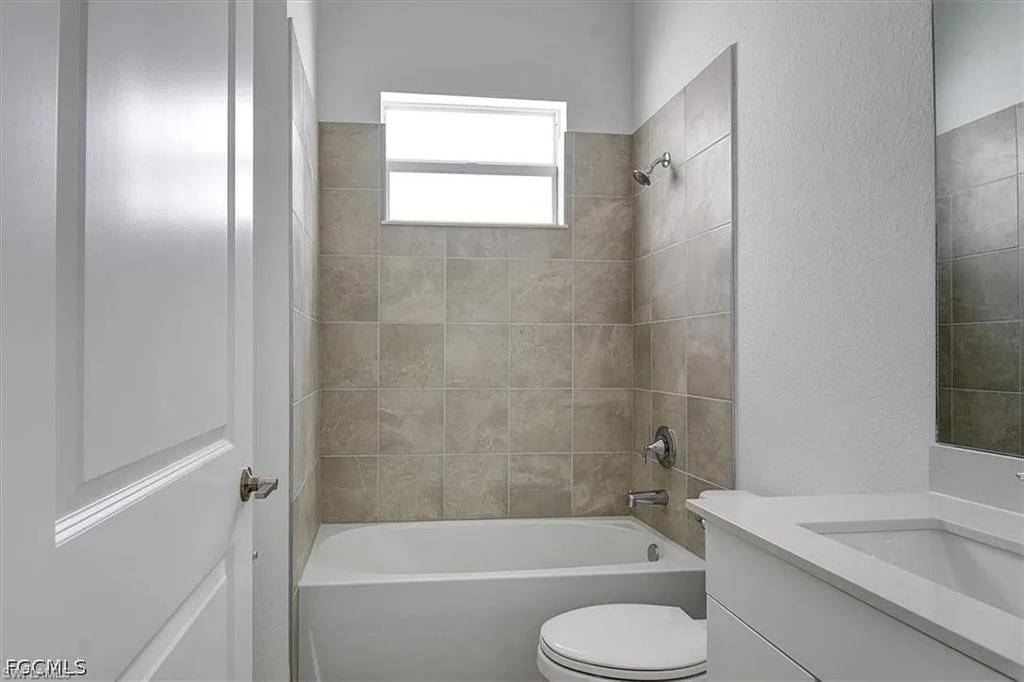 HARBOR PLACE - Residential Lease