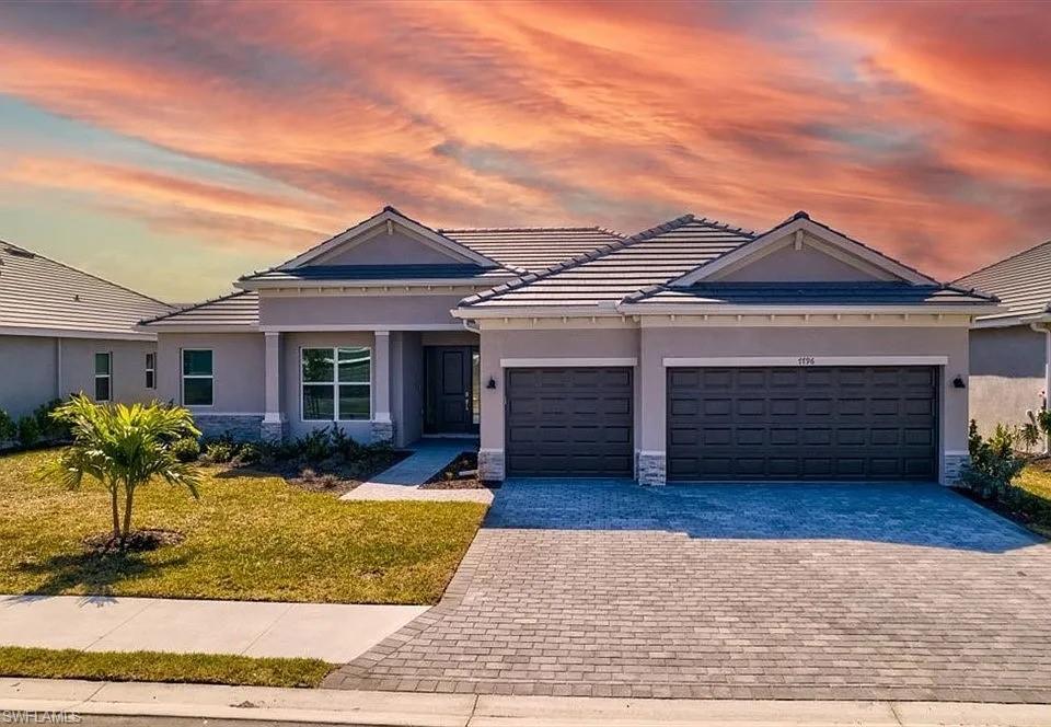 HARBOR PLACE - Residential Lease