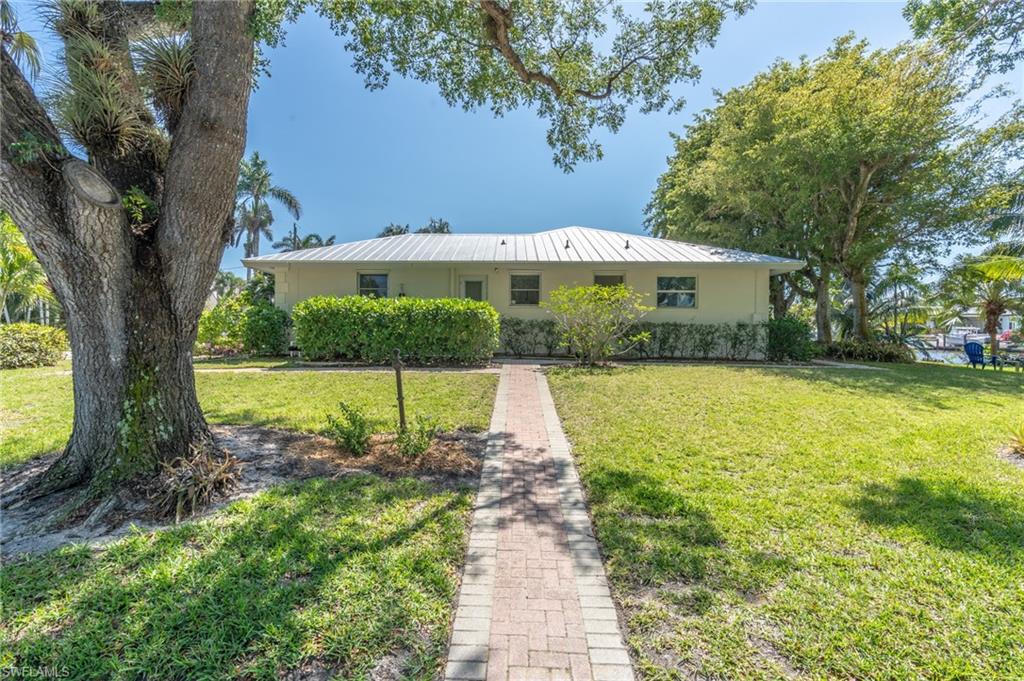 AQUALANE SHORES - Residential