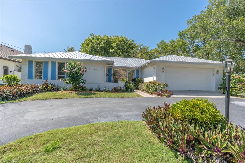 AQUALANE SHORES - Residential