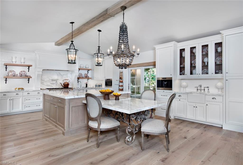 OLDE NAPLES - Residential