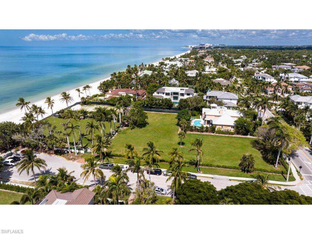 OLDE NAPLES - Land