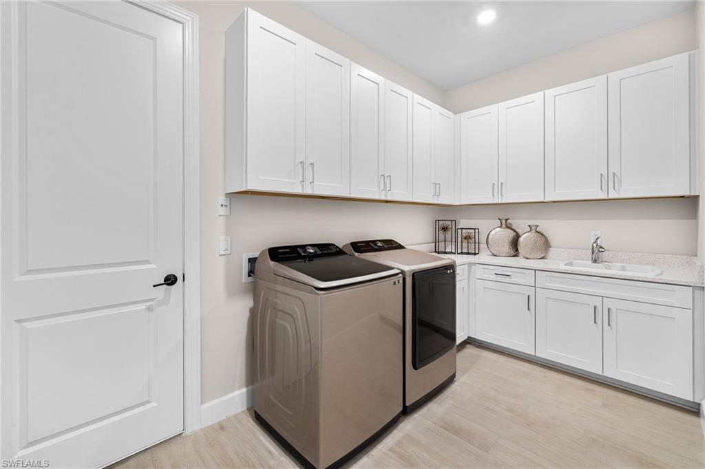 ESPLANADE LAKE CLUB - Residential Lease