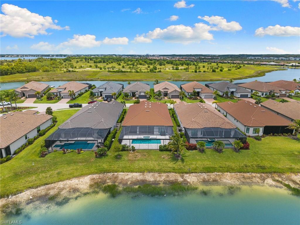 ESPLANADE LAKE CLUB - Residential Lease