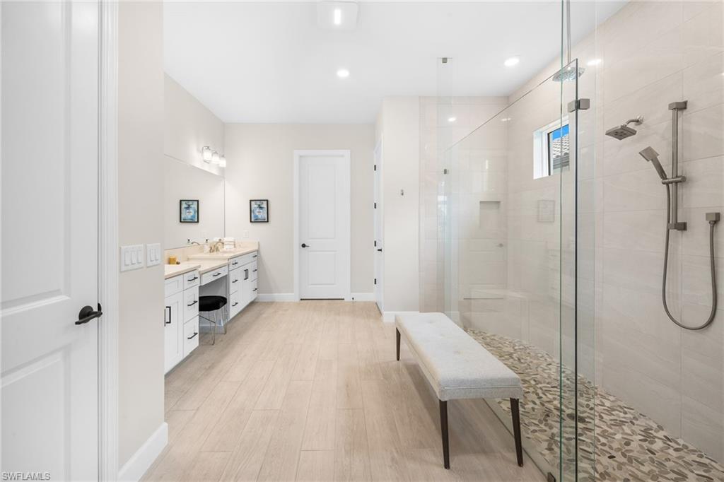 ESPLANADE LAKE CLUB - Residential Lease