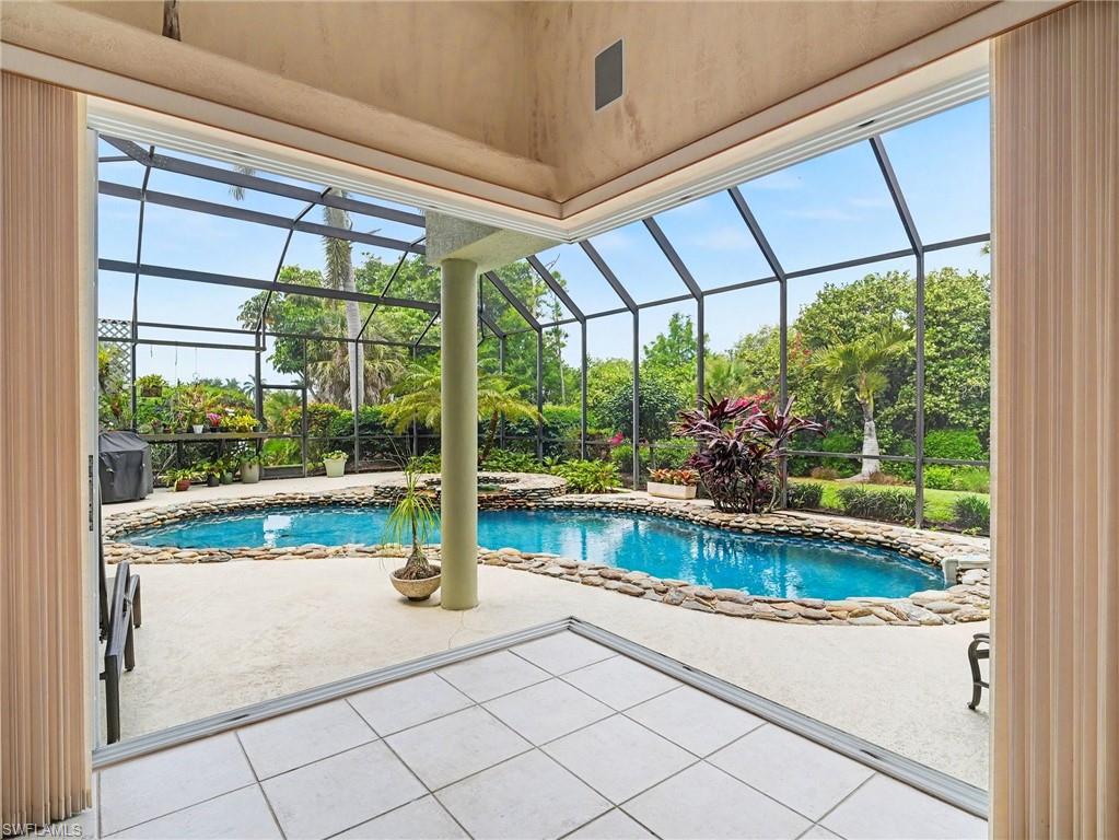 RIVERWOOD - Residential