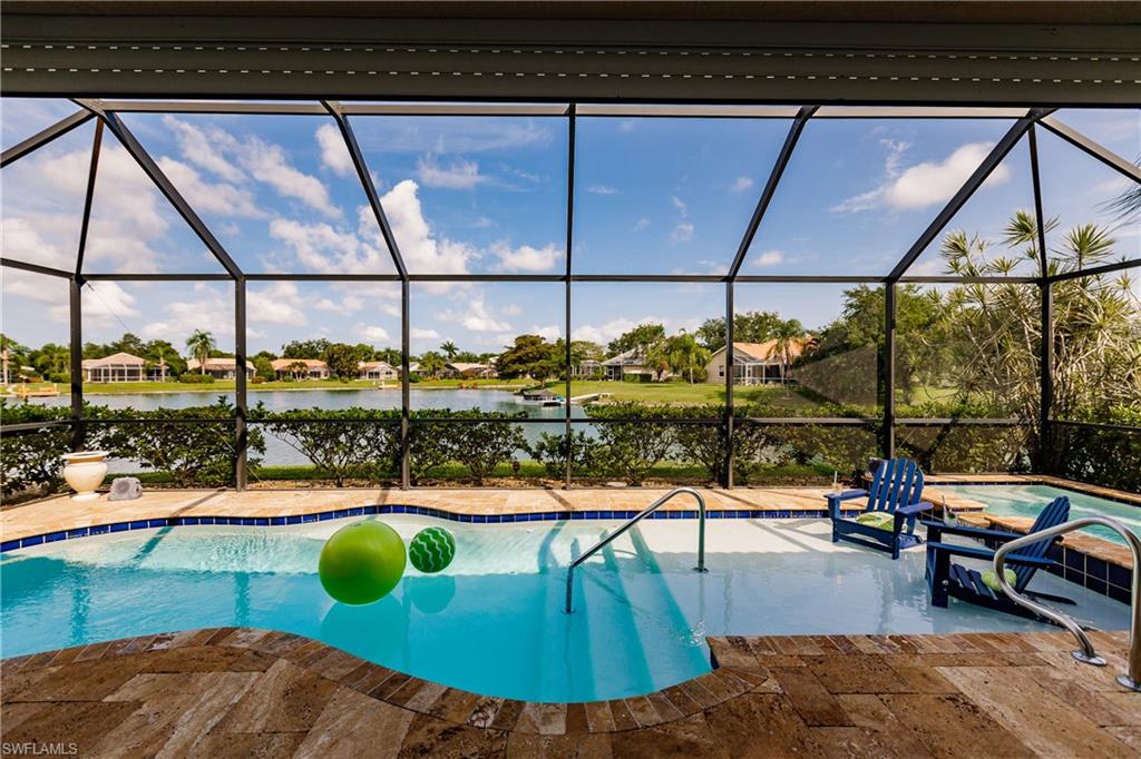 LONGSHORE LAKE - Residential