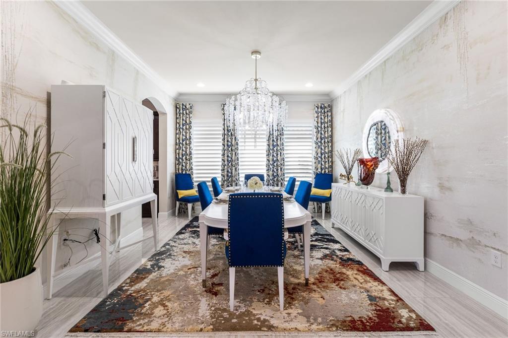 COUNTRY CLUB - Residential