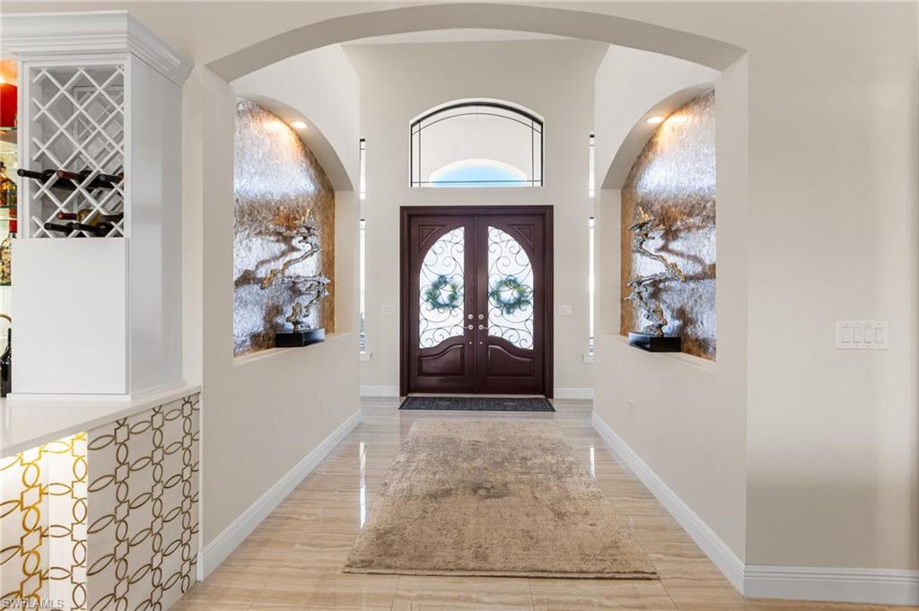 COUNTRY CLUB - Residential