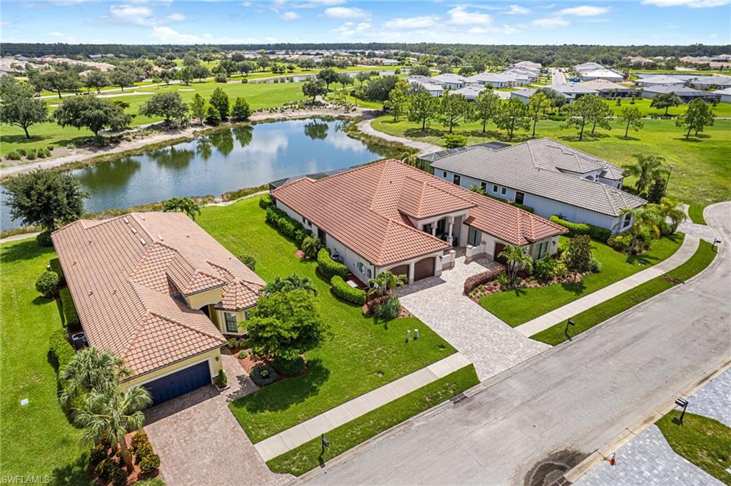 COUNTRY CLUB - Residential