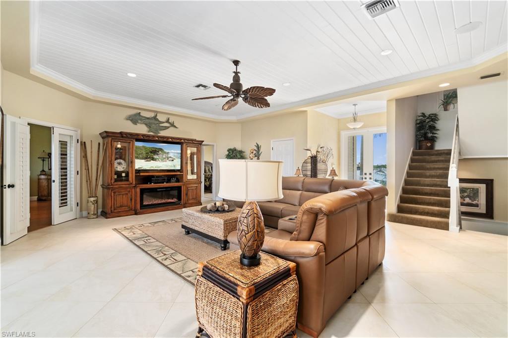 SOUTHPORT ON THE BAY - Residential