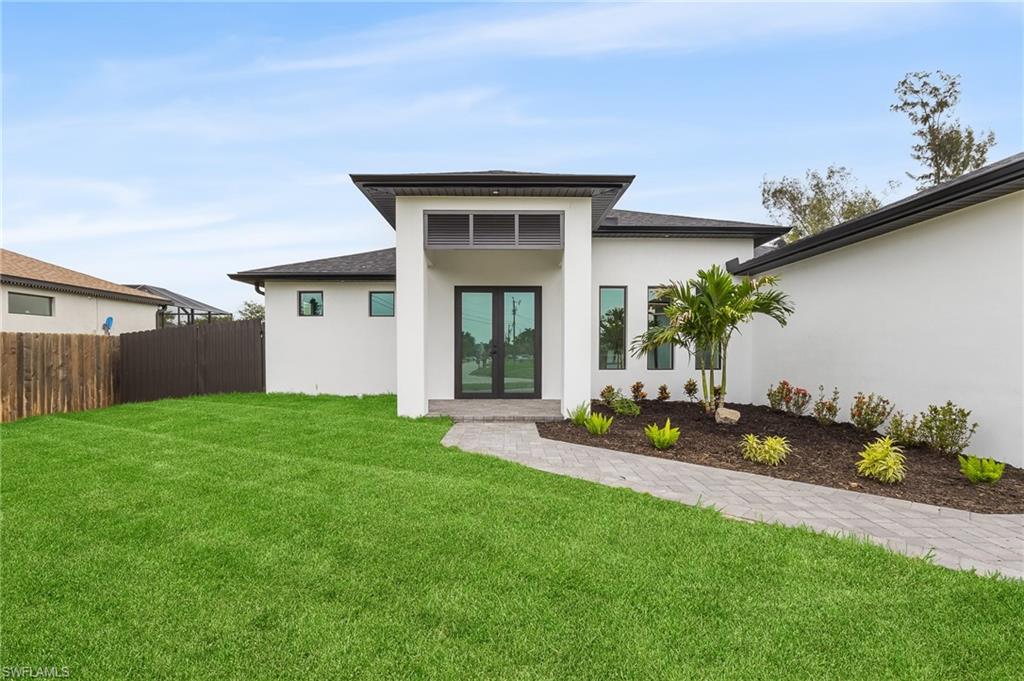 CAPE CORAL - Residential