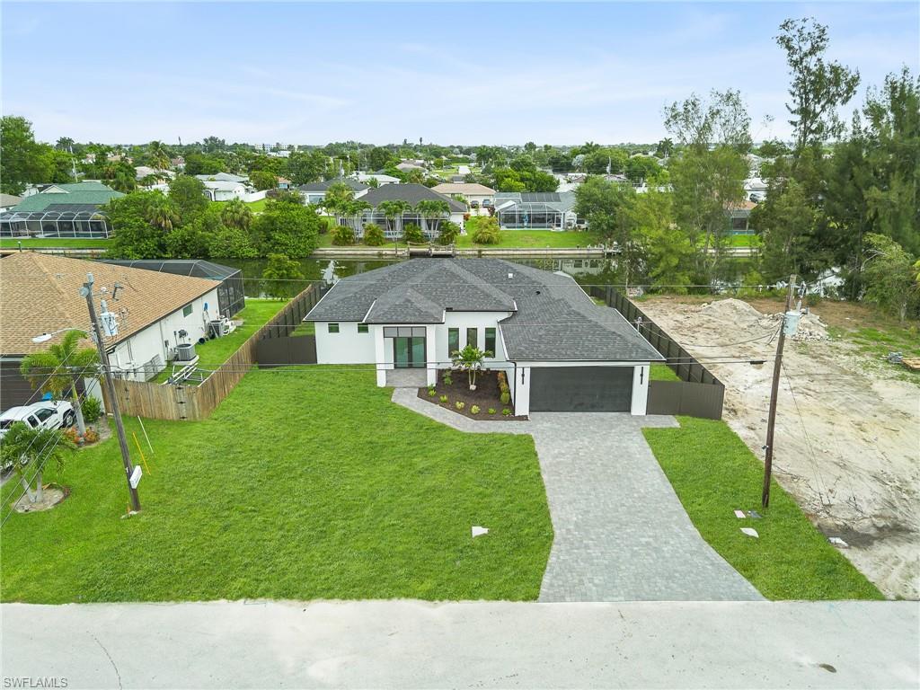CAPE CORAL - Residential
