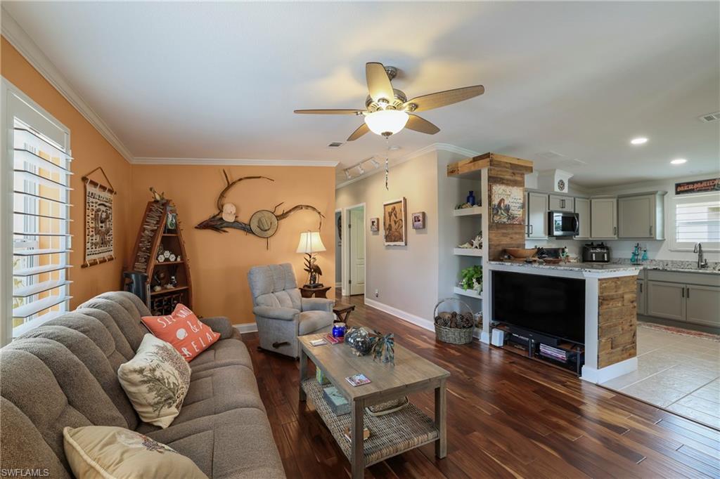 RIO VILLA LAKES - Residential