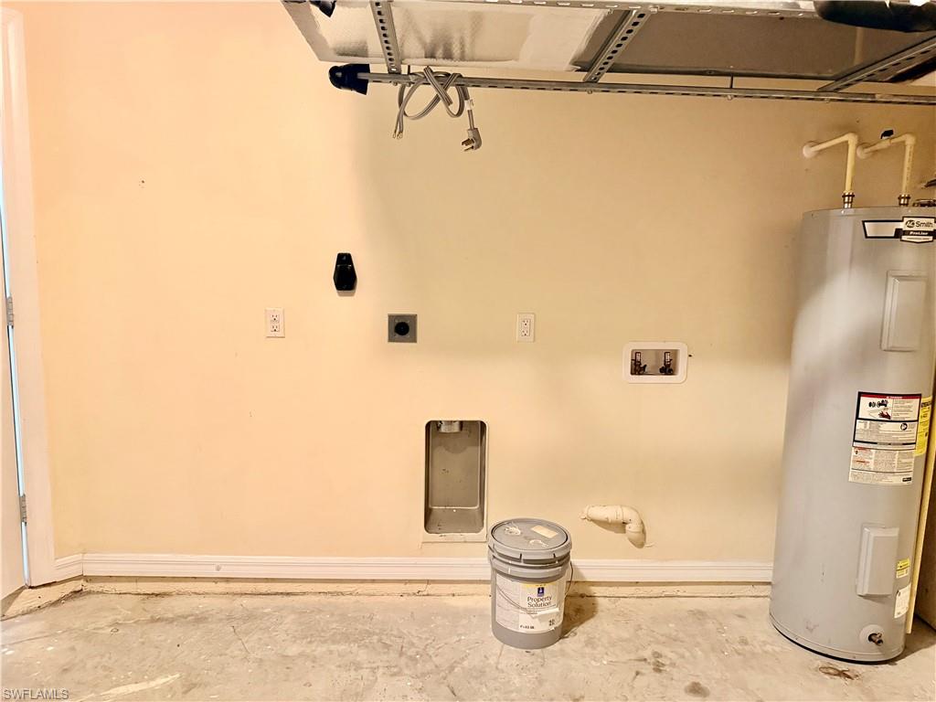 CAPE CORAL - Residential Lease