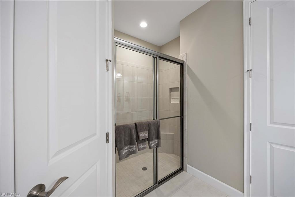ESPLANADE AT HACIENDA LAKES - Residential Lease