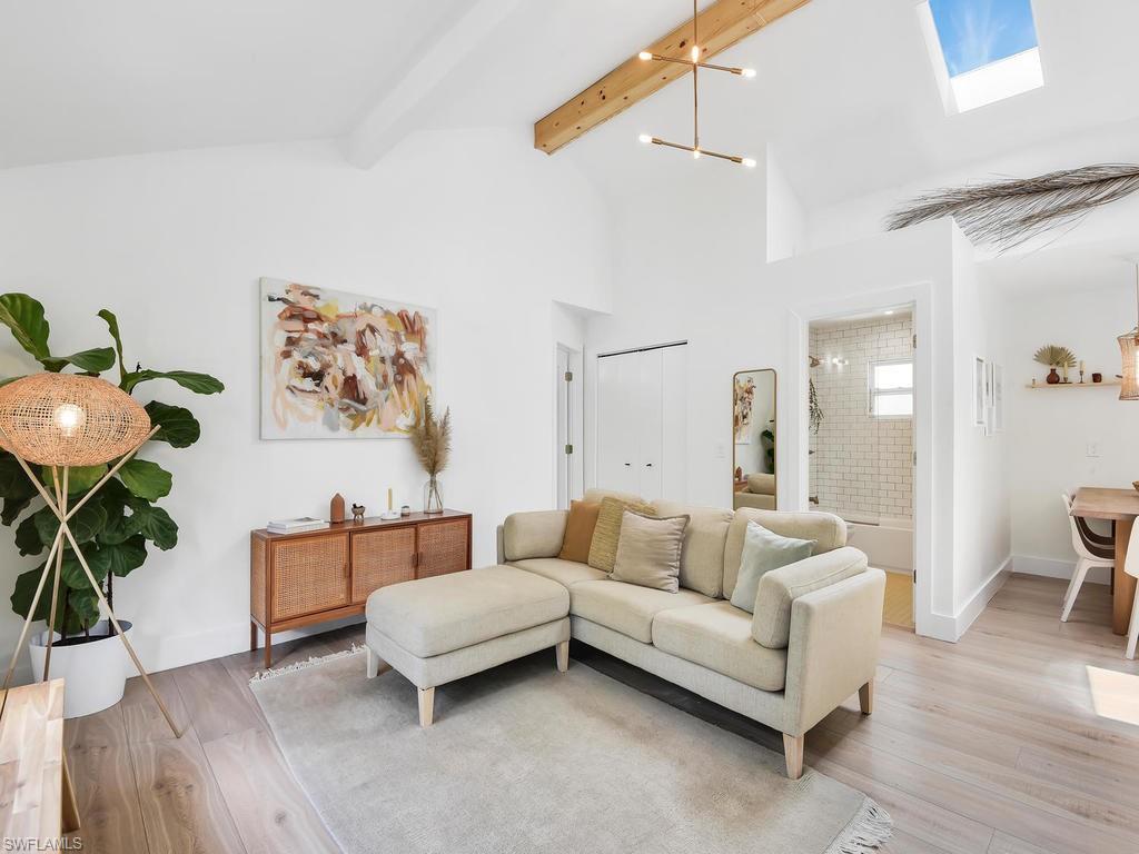 GOLDEN GATE ESTATES - Residential