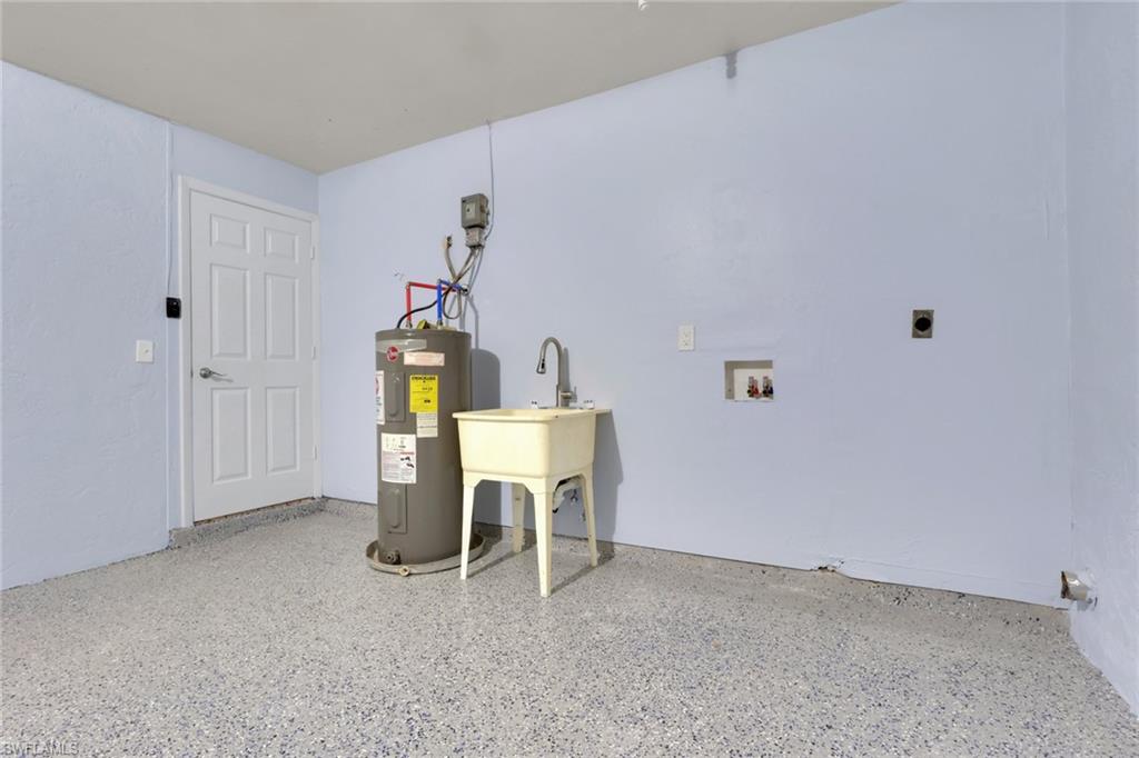 CAPE CORAL - Residential Income