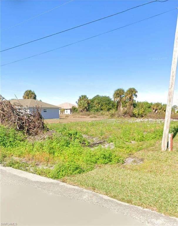 LEHIGH ACRES - Land