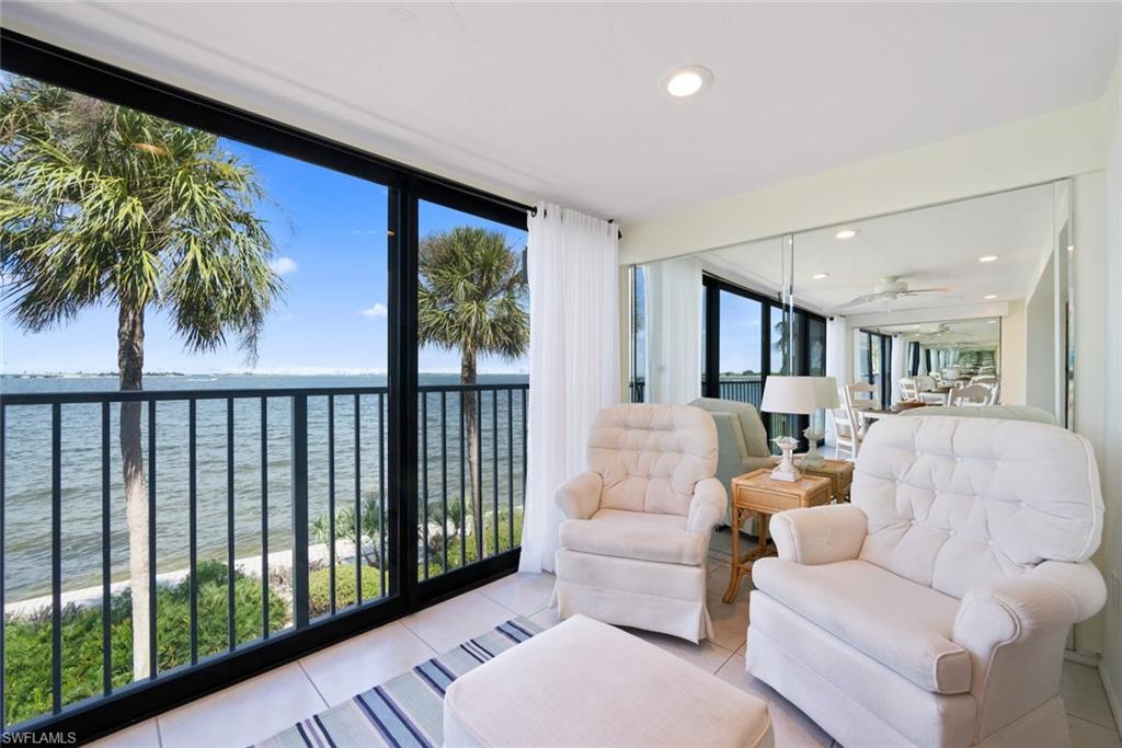 MARINER POINTE CONDO - Residential