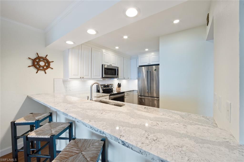 MARINER POINTE CONDO - Residential