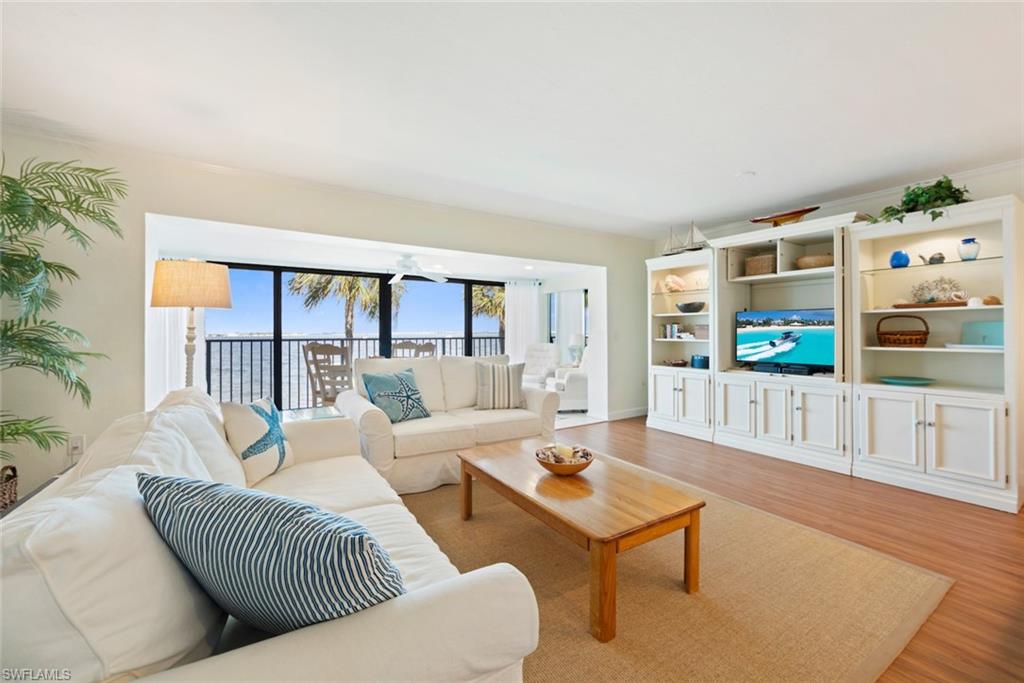 MARINER POINTE CONDO - Residential