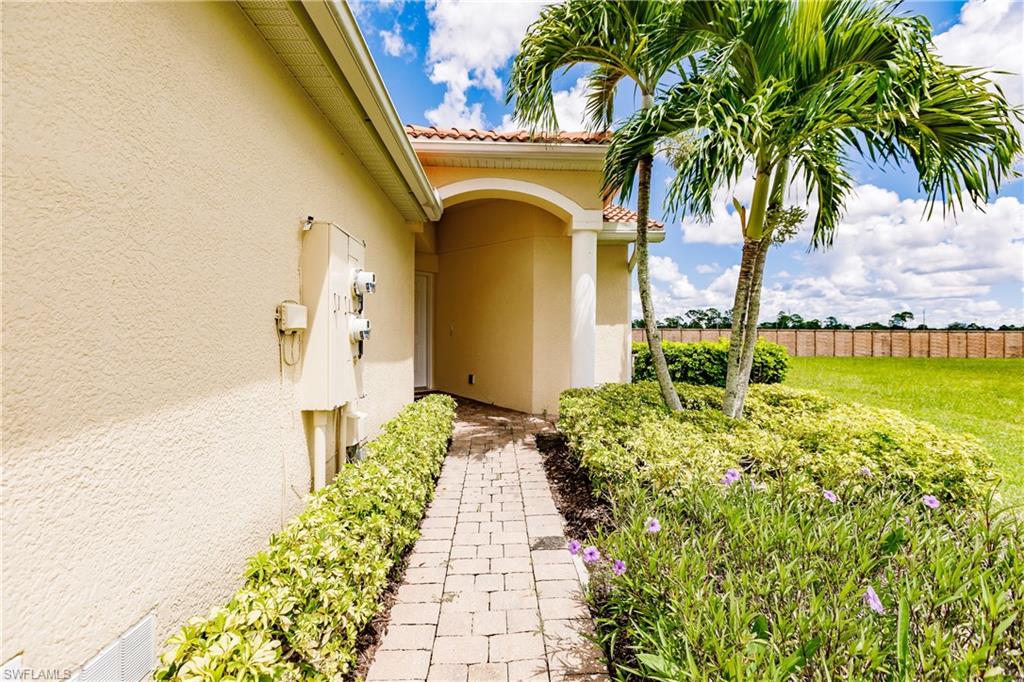 BURNT STORE ISLES - Residential