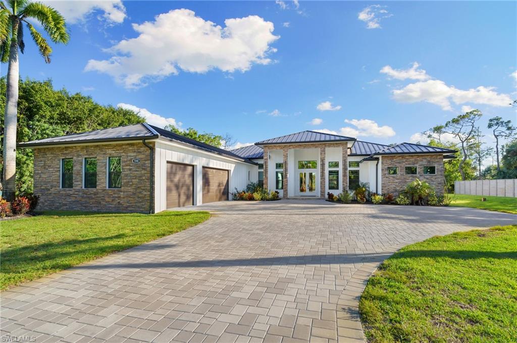 LIVINGSTON WOODS - Residential