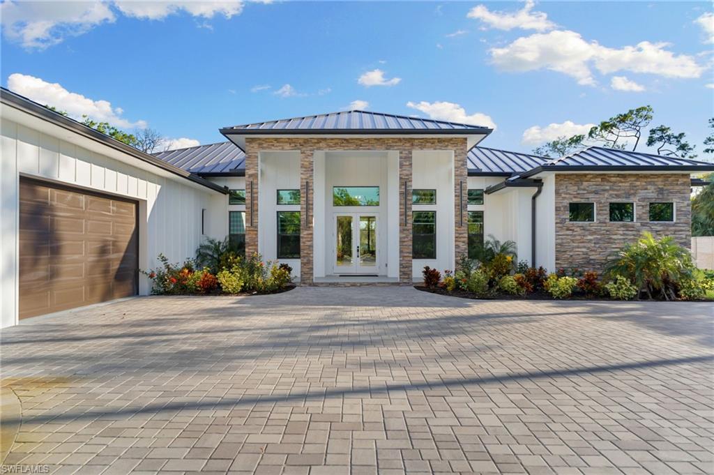 LIVINGSTON WOODS - Residential