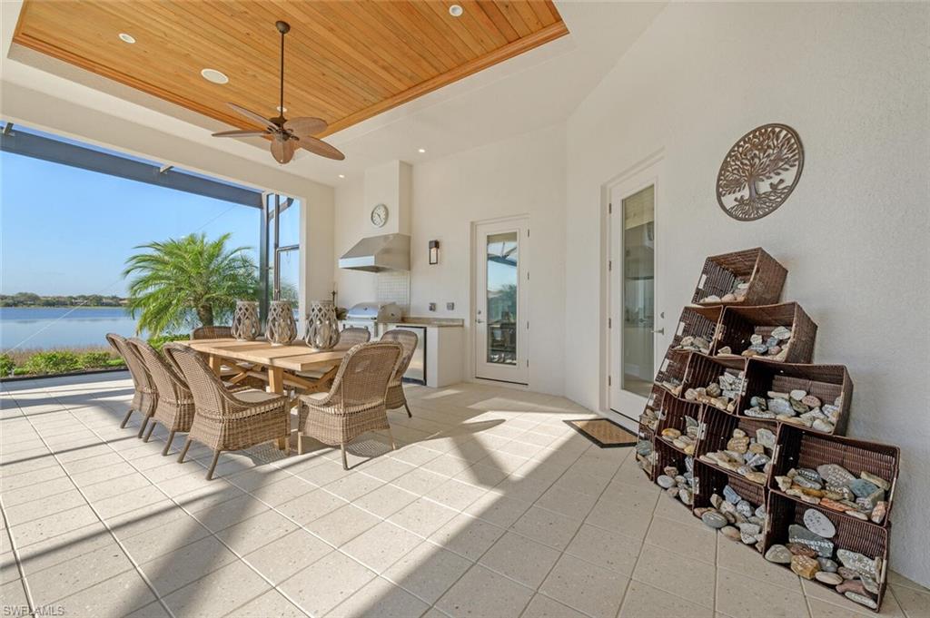 TWIN EAGLES - Residential