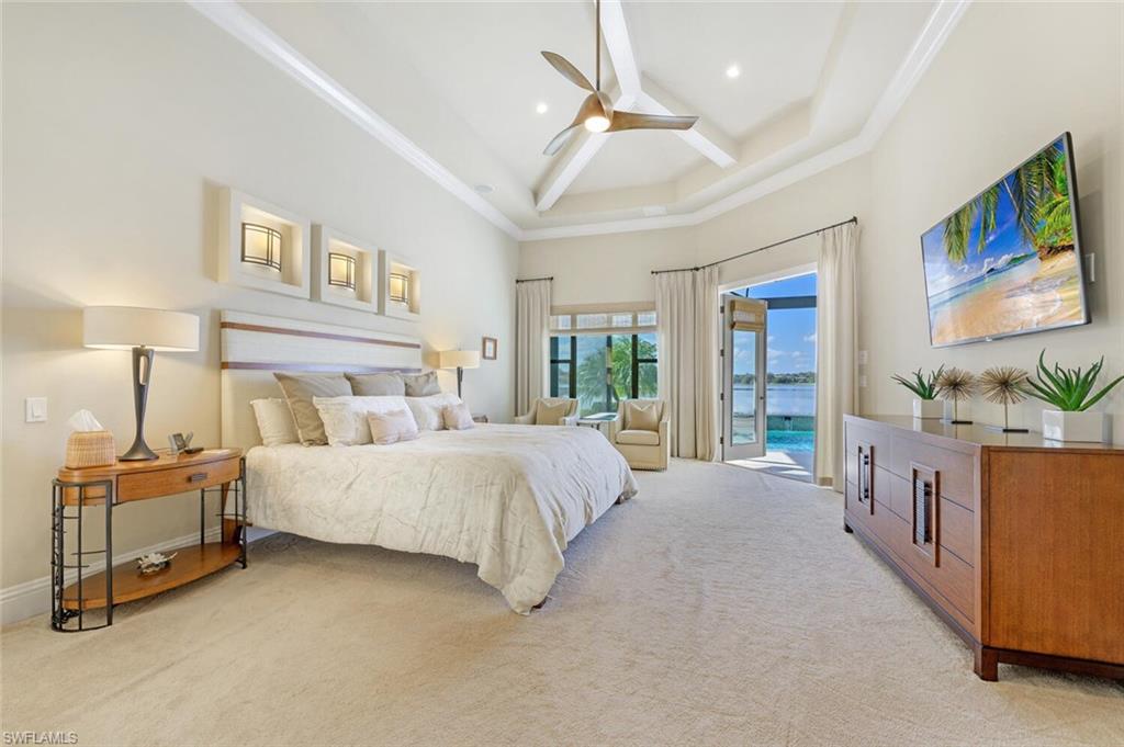 TWIN EAGLES - Residential