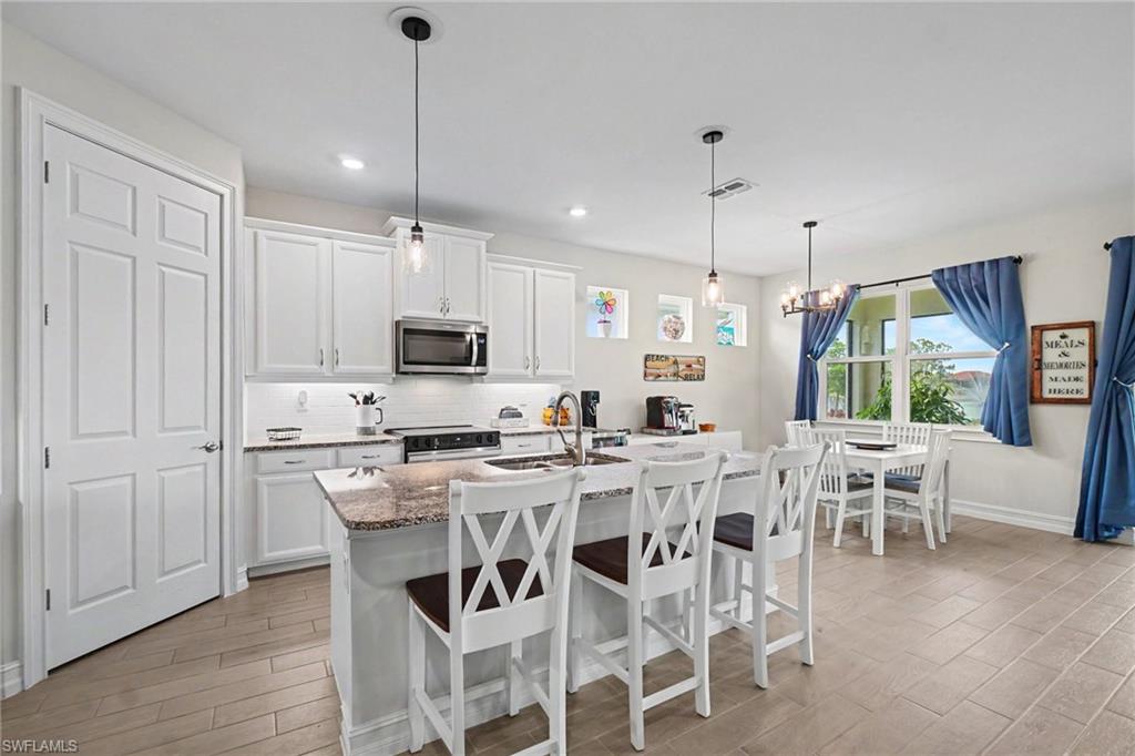 MAGNOLIA LANDING - Residential