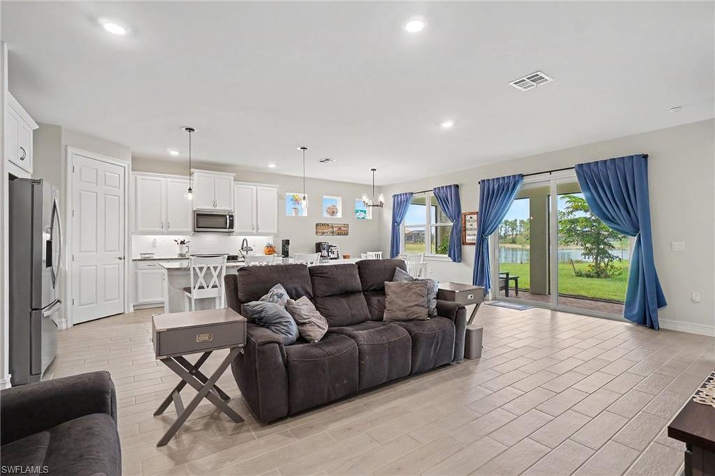 MAGNOLIA LANDING - Residential