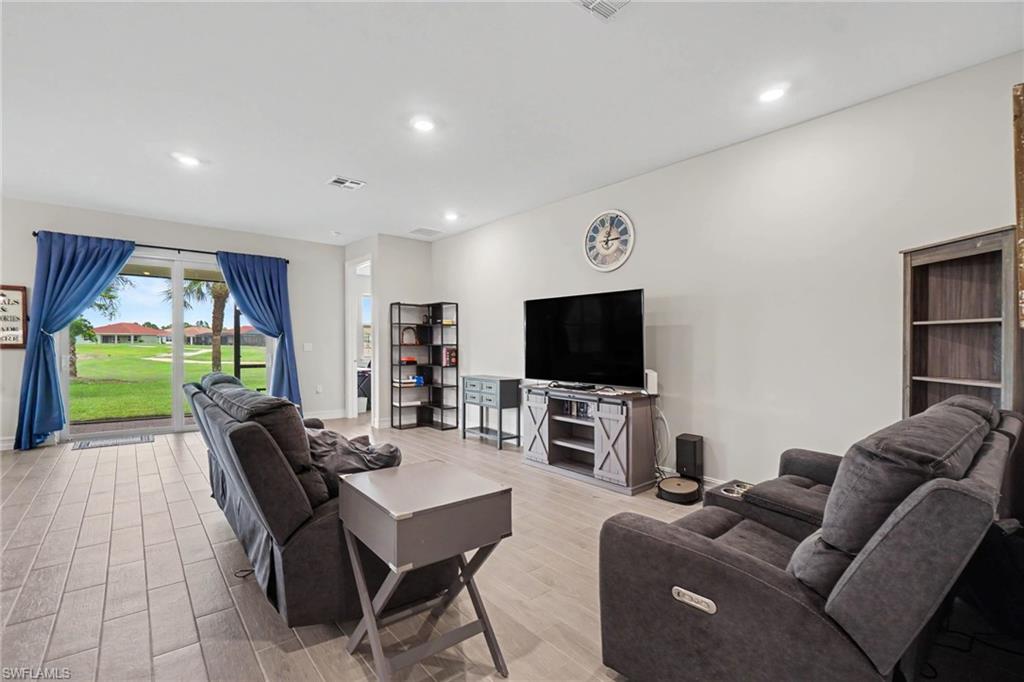MAGNOLIA LANDING - Residential