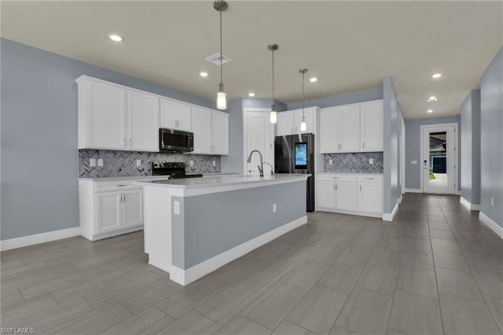 EAGLE RESERVE - Residential