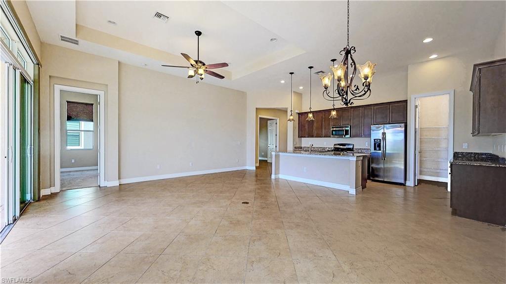 FAIRWAY COVE - Residential