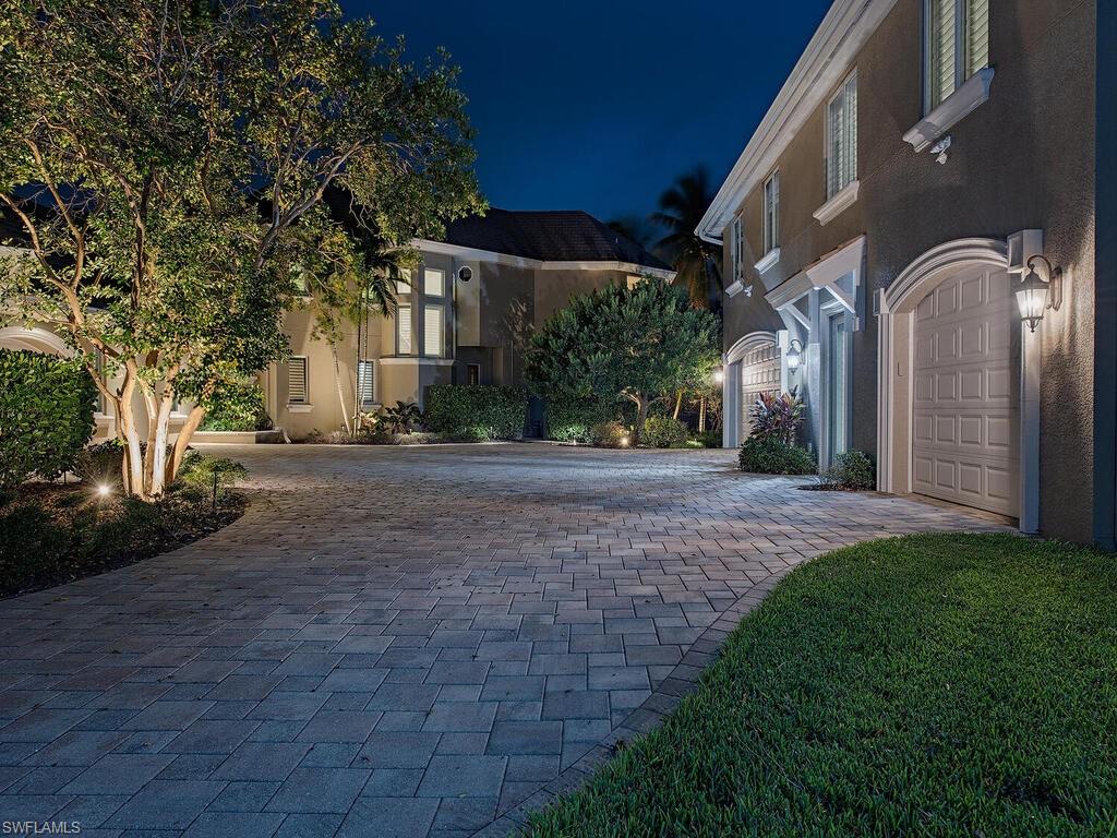 ESTATES AT GREY OAKS - Residential