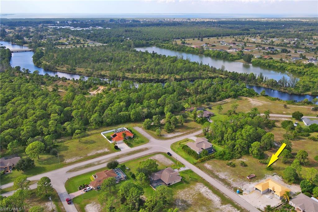 CAPE CORAL - Land