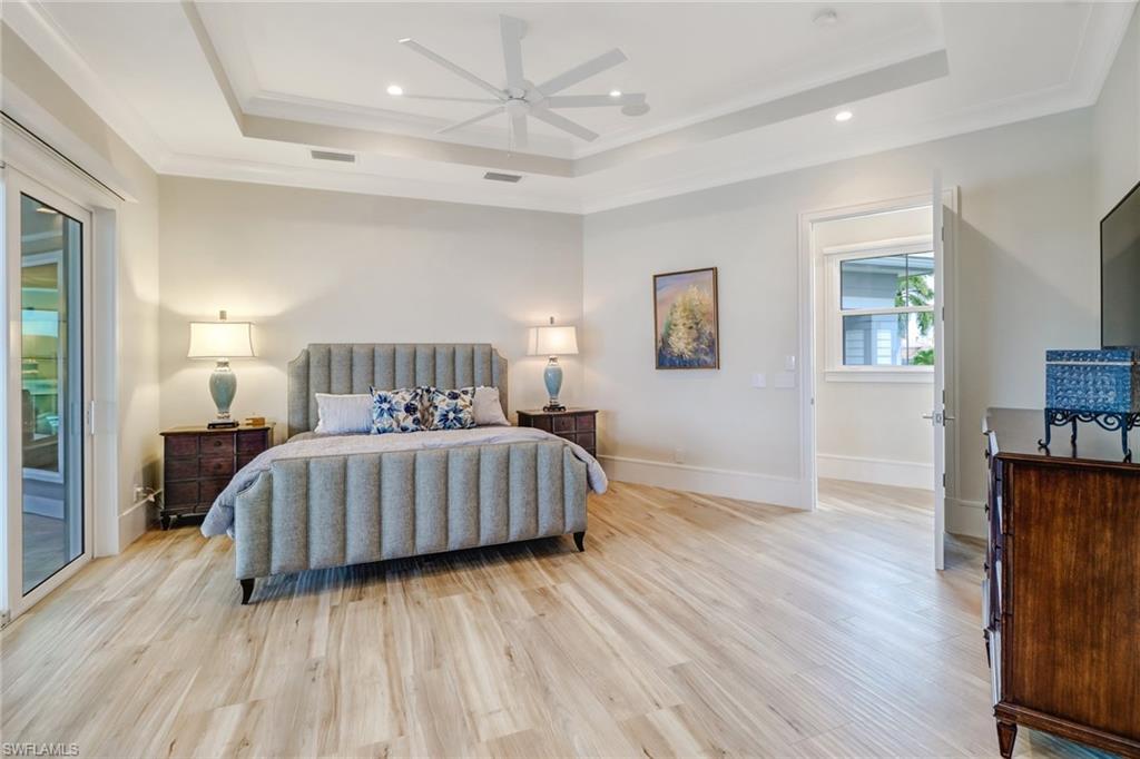 MARCO BEACH - Residential