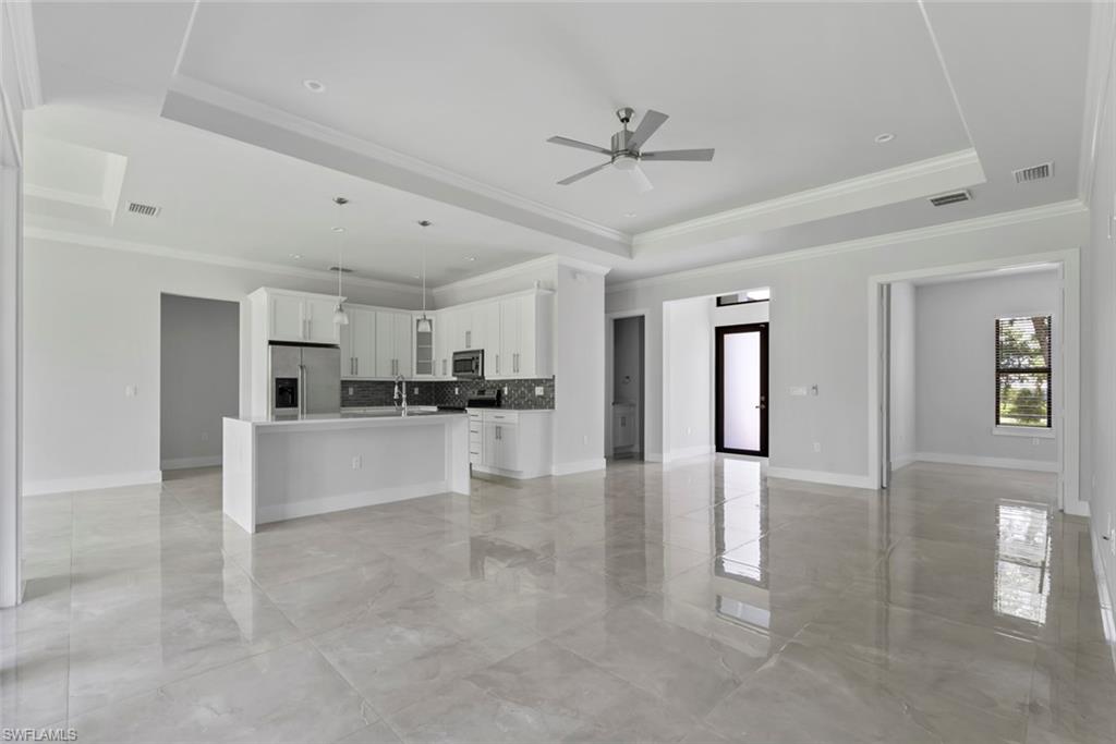 GOLDEN GATE ESTATES - Residential