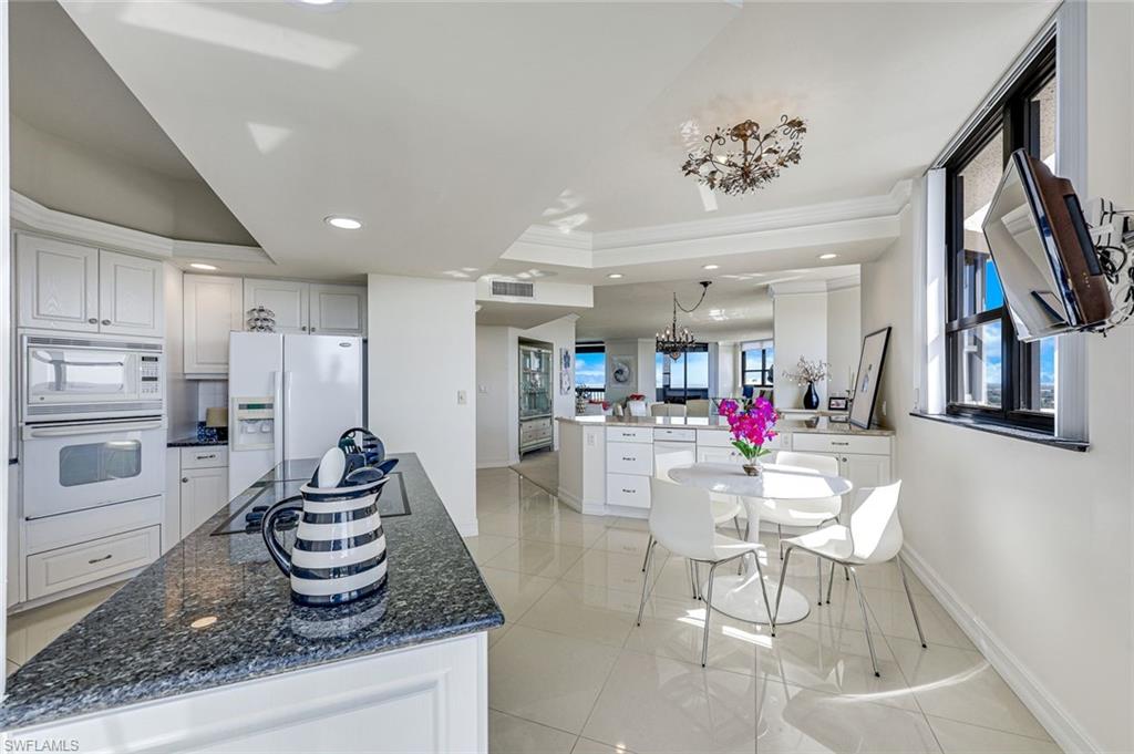 GROSVENOR - Residential Lease