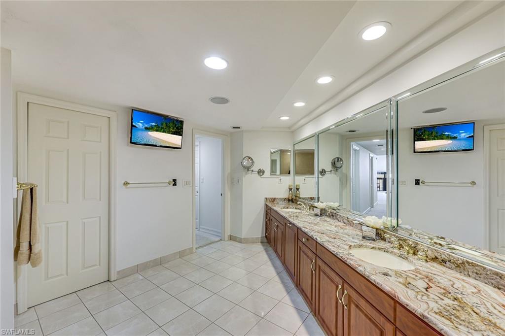 GROSVENOR - Residential Lease
