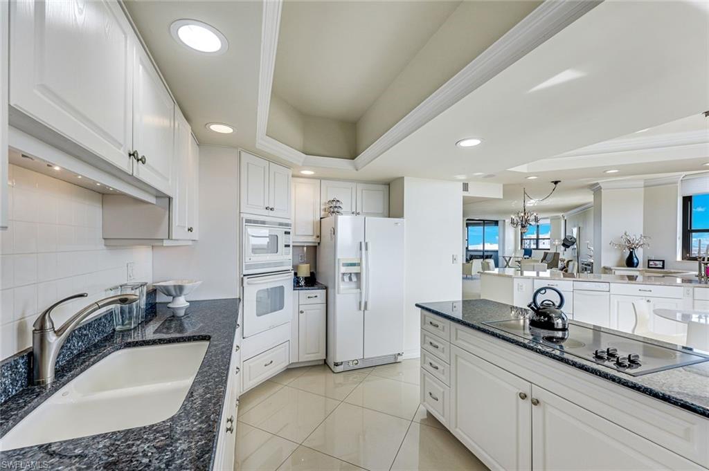 GROSVENOR - Residential Lease