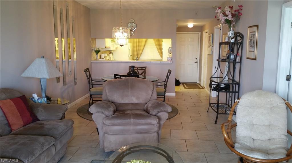 GOLFVIEW GOLF & RACQUET CLUB - Residential