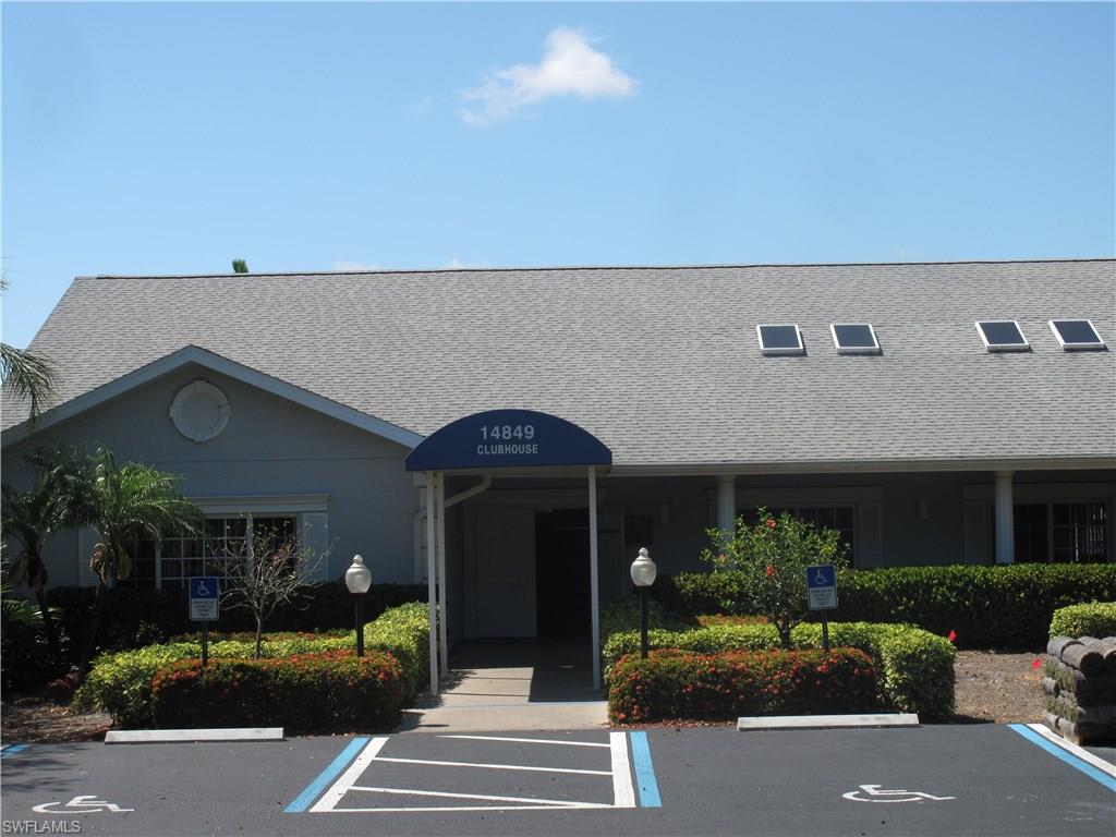 GOLFVIEW GOLF & RACQUET CLUB - Residential
