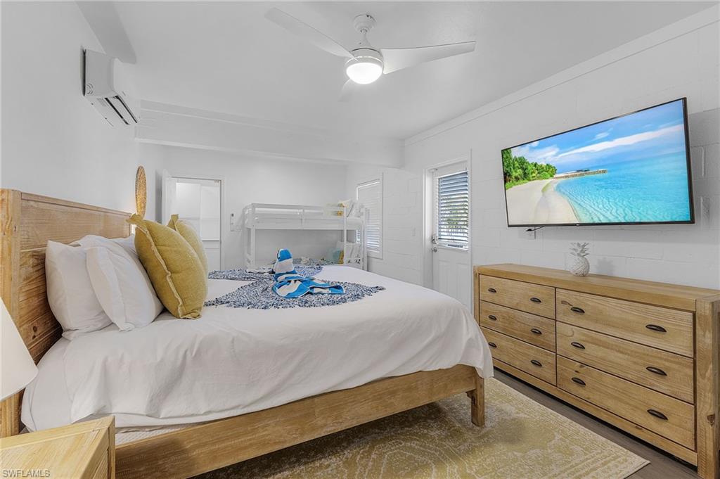 KNIGHTS BOKEELIA ISLE - Residential