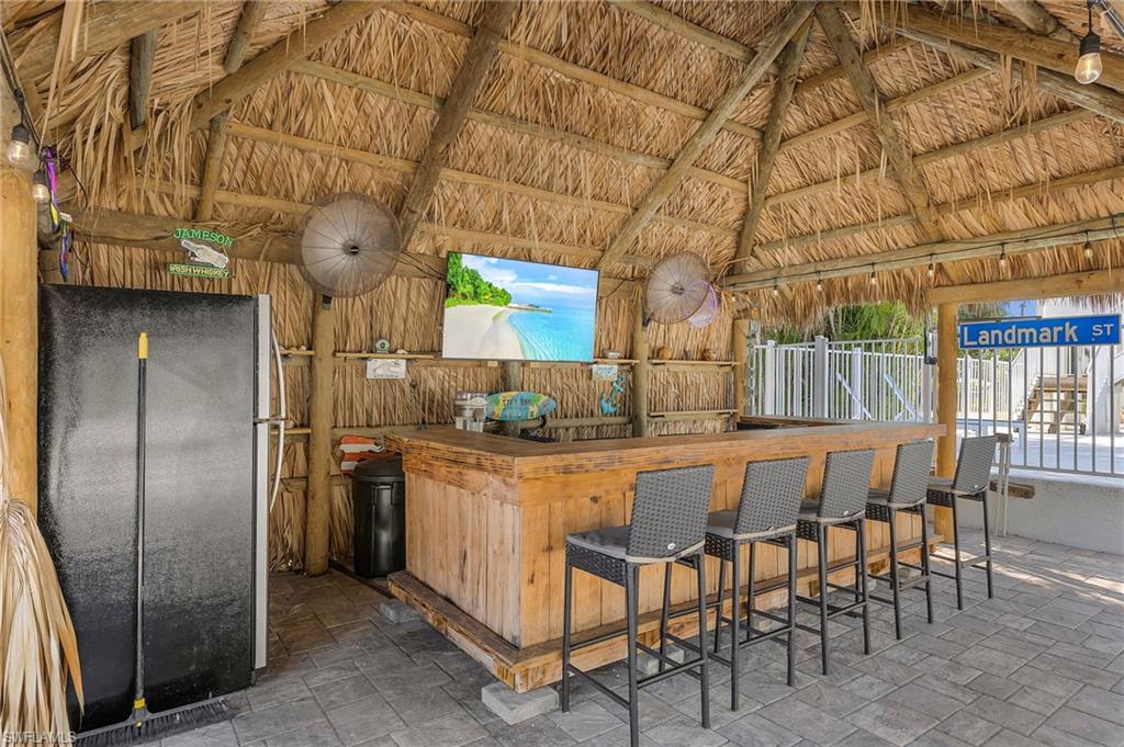 KNIGHTS BOKEELIA ISLE - Residential