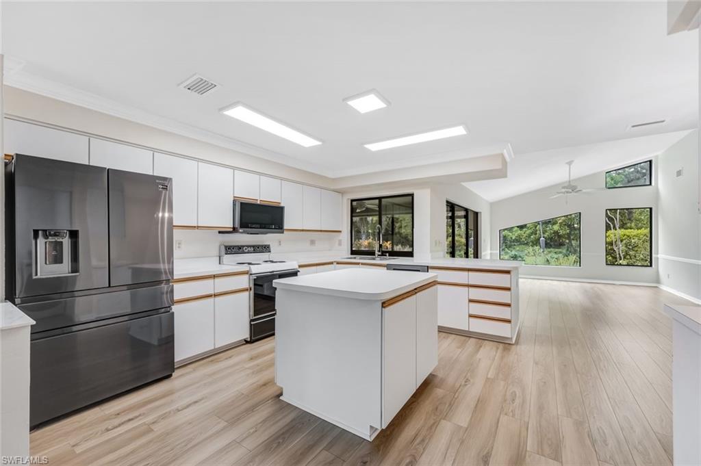 PALM RIVER ESTATES - Residential