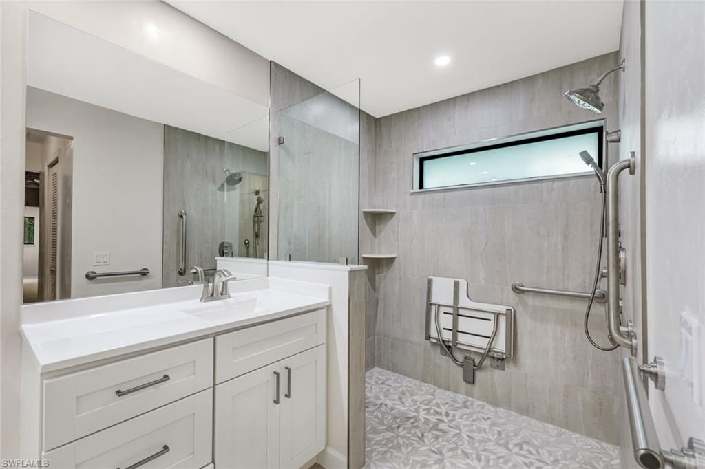 PALM RIVER ESTATES - Residential