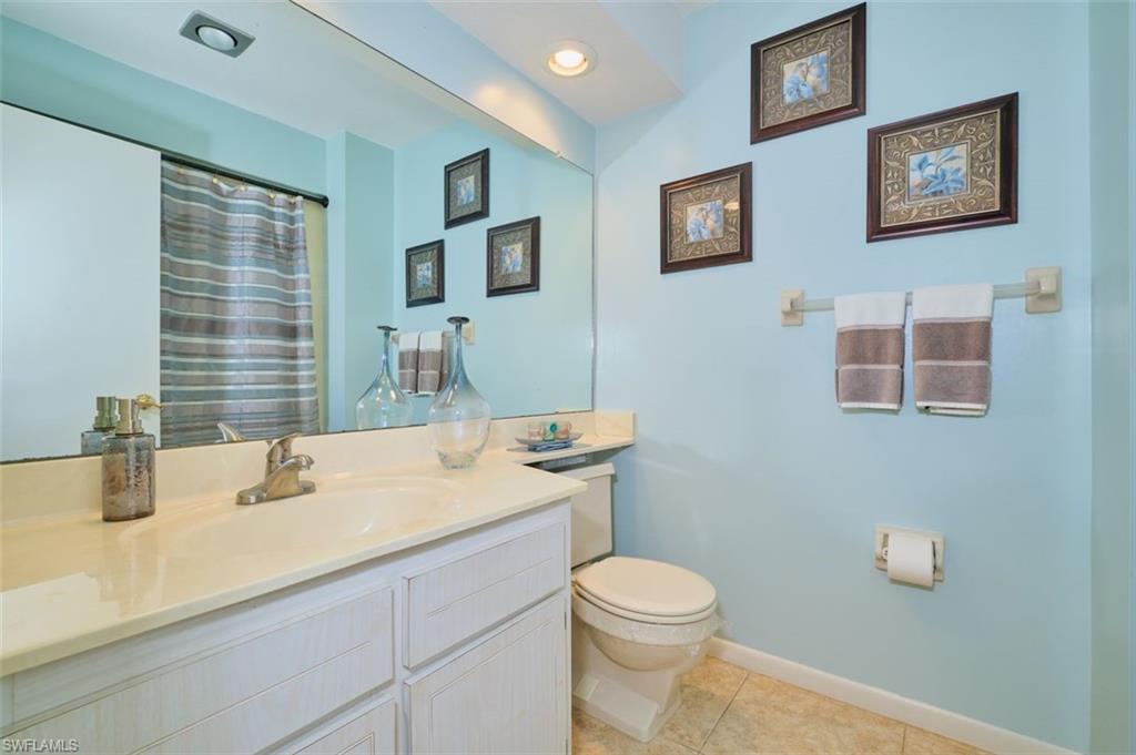 VISTA POINTE CONDO - Residential